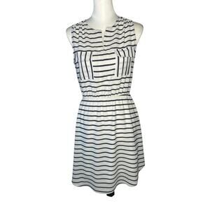 Monteau White Blue Dress in Size Medium